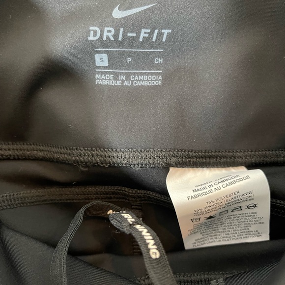 Nike Epic Luxe Running Leggings - Picture 3 of 8